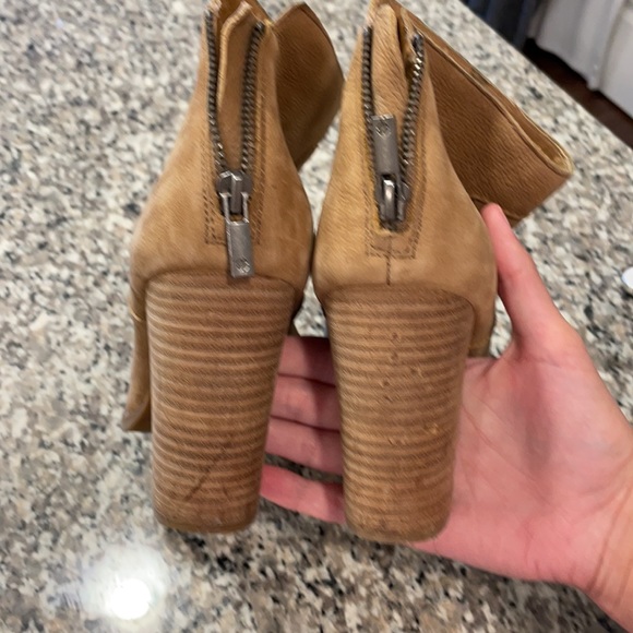 Lucky Brand 9.5 Block Heel Booties - Picture 4 of 4